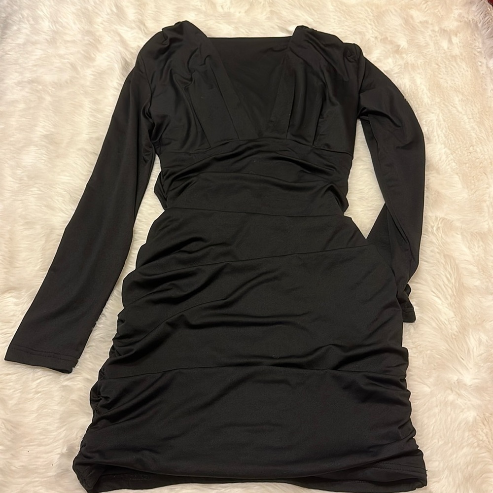 Black ruched bodycon mini dress
